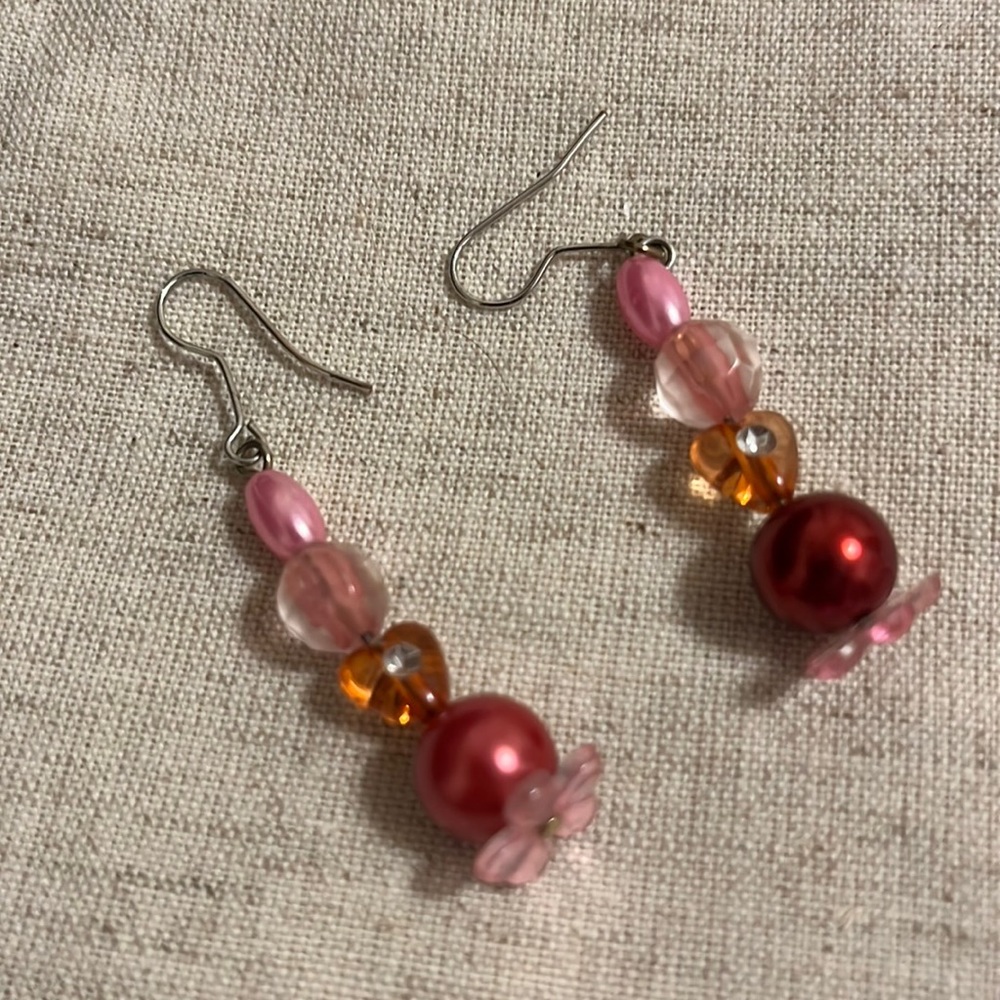 Pink bead flower earrings